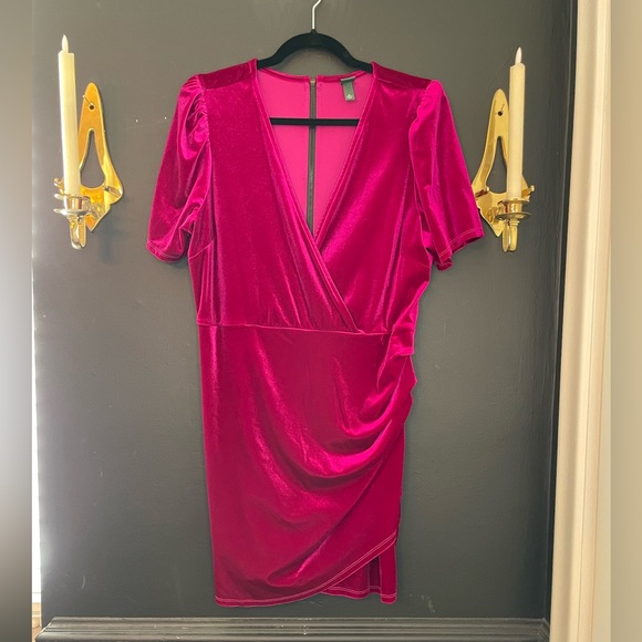 Fuchsia Crushed Velvet Dress - Picture 13 of 14